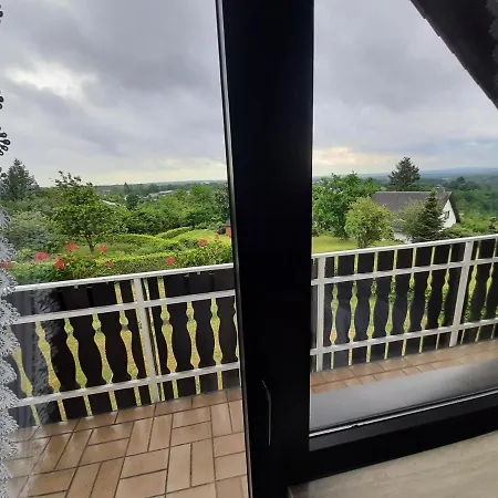 Nocleg ze śniadaniem Haus - Pantenburg 3*